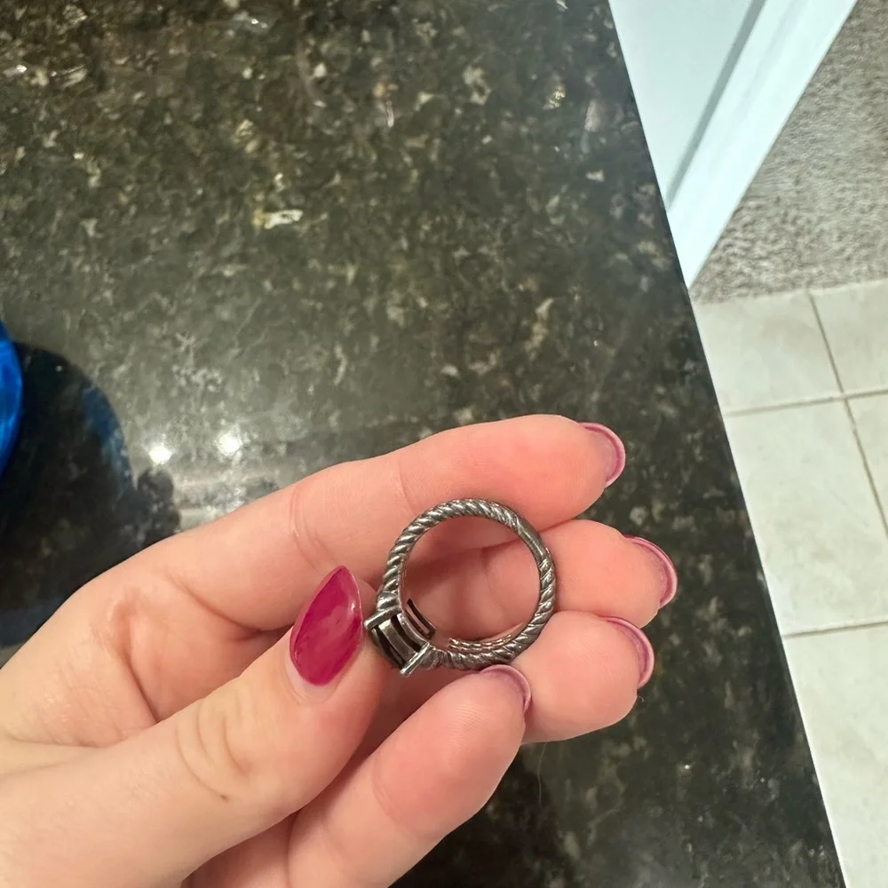 David Yurman Petite Wheaton Ring - Picture 4 of 6